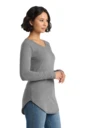Side model photo