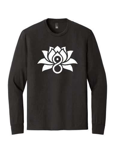 District Perfect Tri Long Sleeve Tee preview, front